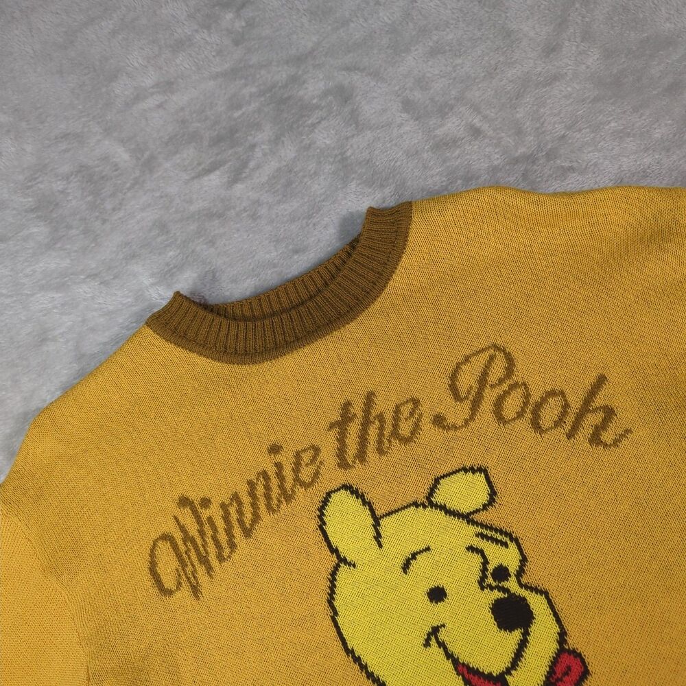 Disney Winnie The Pooh Womens Unisex XS Knit Sweater Yellow Daisy Floral Retro
